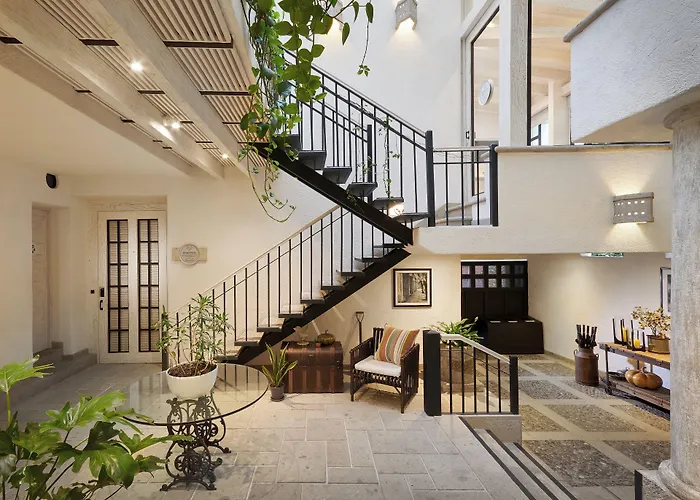 Maison d'hôtes H21 Boutique 4*